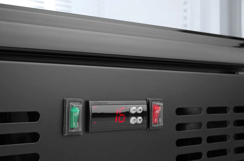 Arktic - Arktic Kühlschrank hinten mit einer Tür, 243L, Schwarz, 220-240V/195W, 600x528x(H)1820mm - GastroDeals