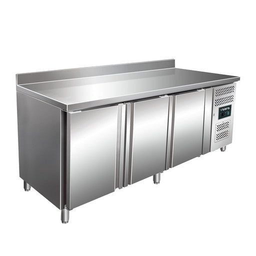 Saro - SARO Kühltisch, 3 Türen + Aufkantung, KYLIA GN 3200 TN - GastroDeals