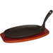 Stalgast - Servierpfanne aus Gusseisen mit Holzuntersetzer, Abmessung 24 x 14 cm - GastroDeals