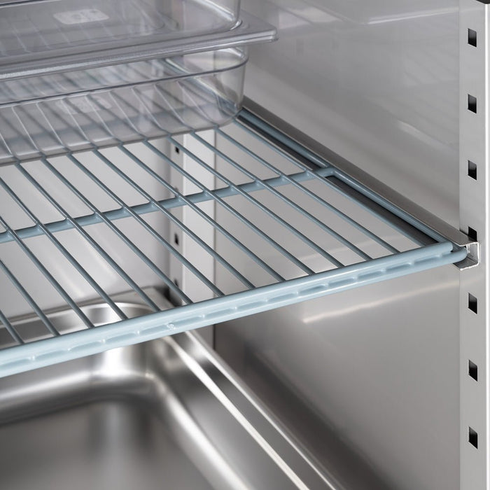Stalgast - Starline Doppeltür-Tiefkühlschrank mit Rädern, GN 2/1 - GastroDeals